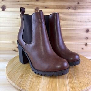 Soda Boots Womens 6.5 Brown Faux Leather Chelsea Pull On Lug Block Ankle Boots
